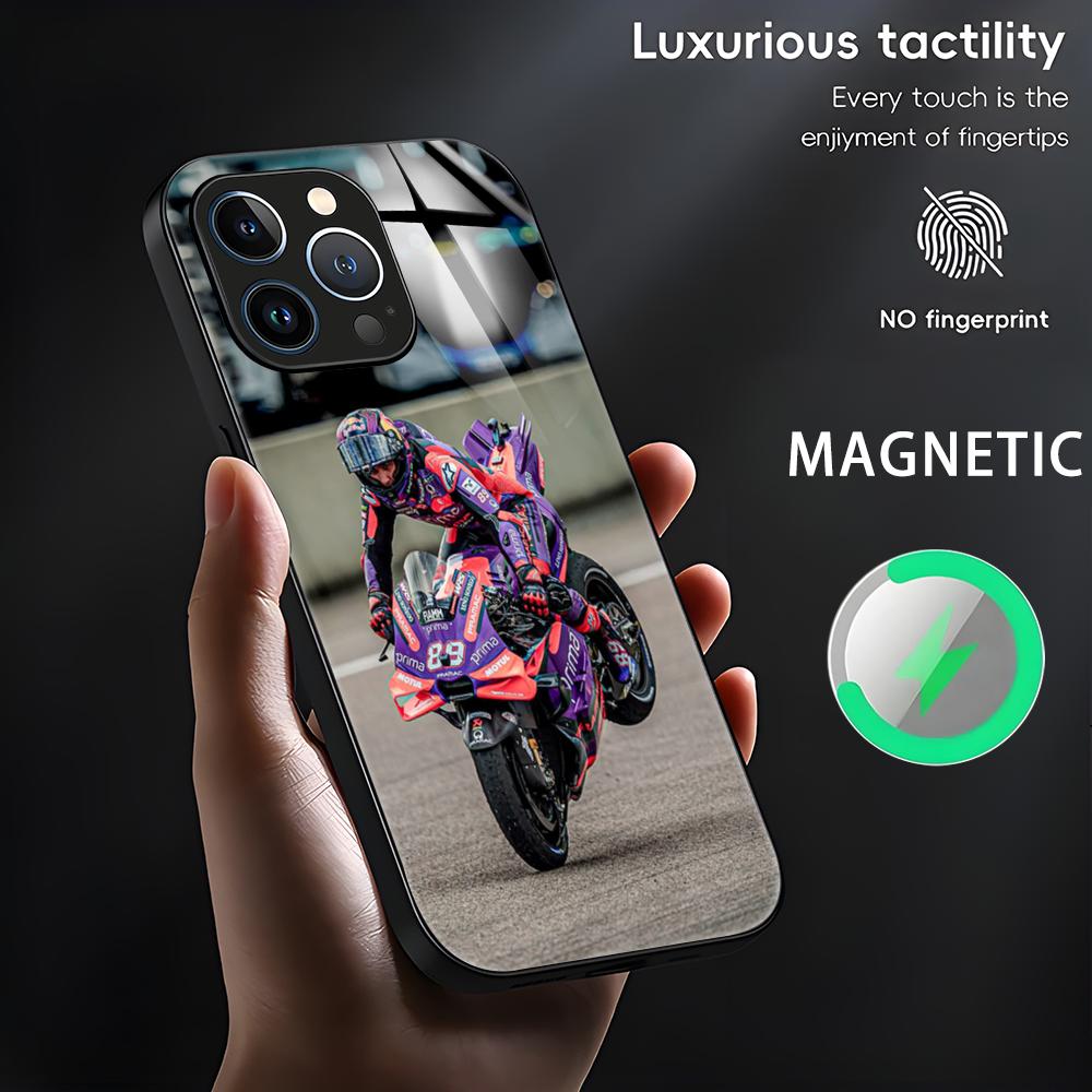 حافظة لهاتف آيفون 16 15 14 13  - مراجعة Phone Cases That Charge Your Phone وسعره