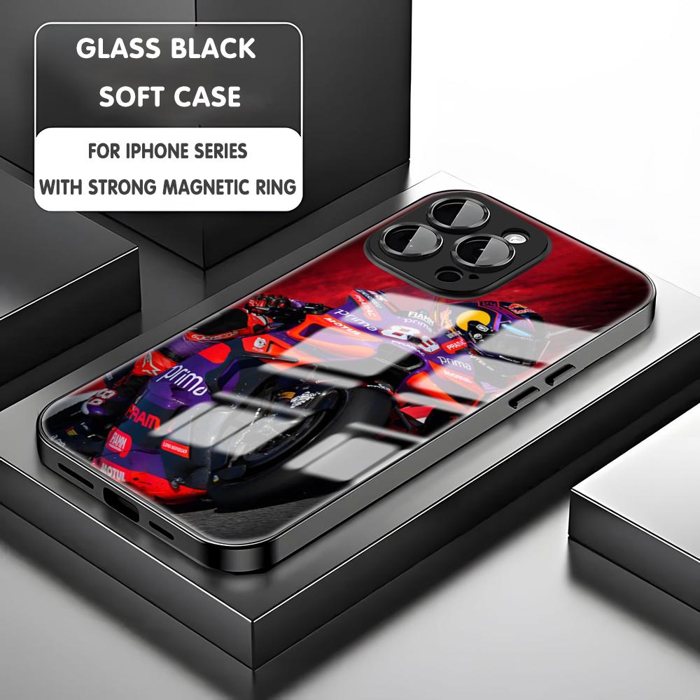حافظة لهاتف آيفون 16 15 14 13  - مراجعة Phone Cases That Charge Your Phone وسعره