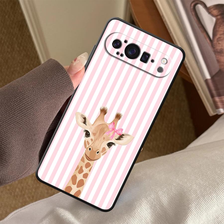 غطاء هاتف كرتوني على شكل زرافة - مراجعة Phone Cases Google Pixel 10 Pro وسعره