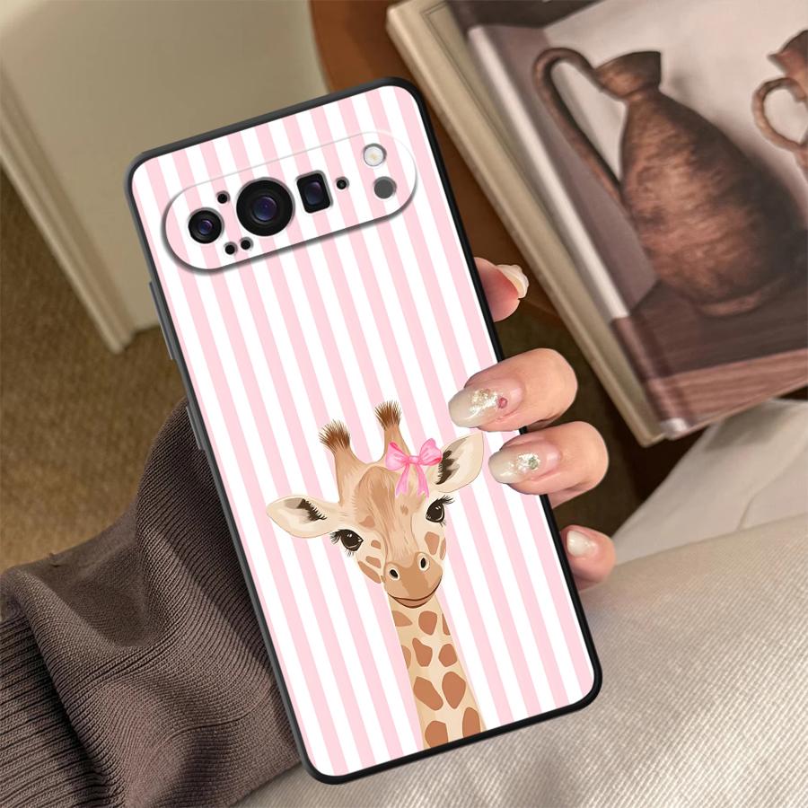 غطاء هاتف كرتوني على شكل زرافة - مراجعة Phone Cases Google Pixel 10 Pro وسعره