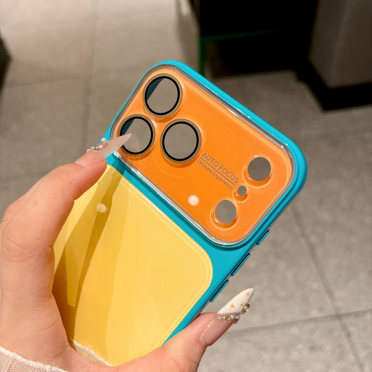 غطاء هاتف فاخر من الأكريليك ال - مراجعة Phone Cases Expensive وسعره
