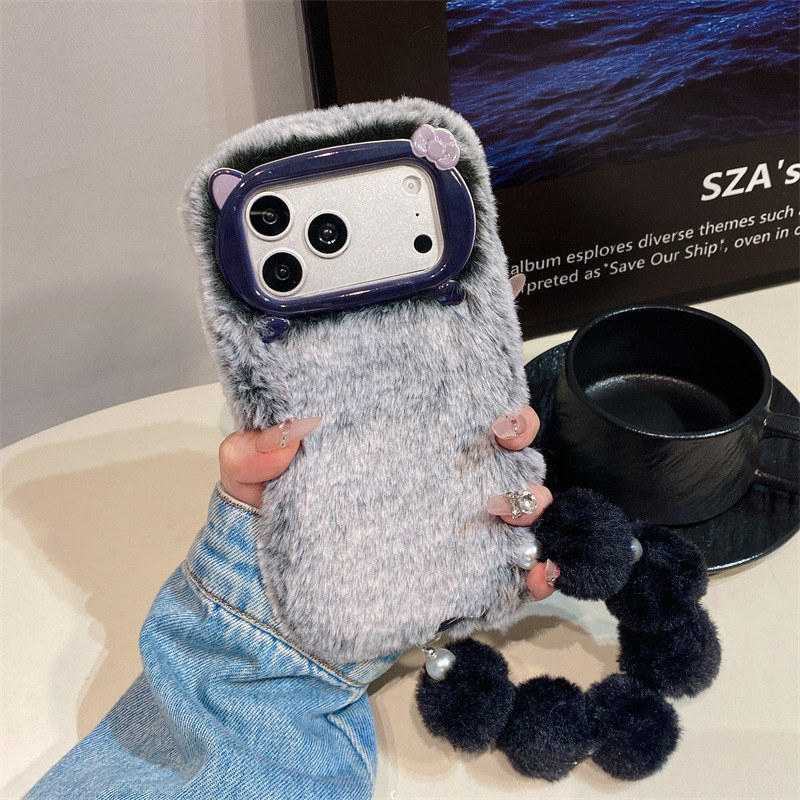 غطاء هاتف فاخر من الفرو الناعم - مراجعة Phone Cases Iphone 17 Pro Max وسعره