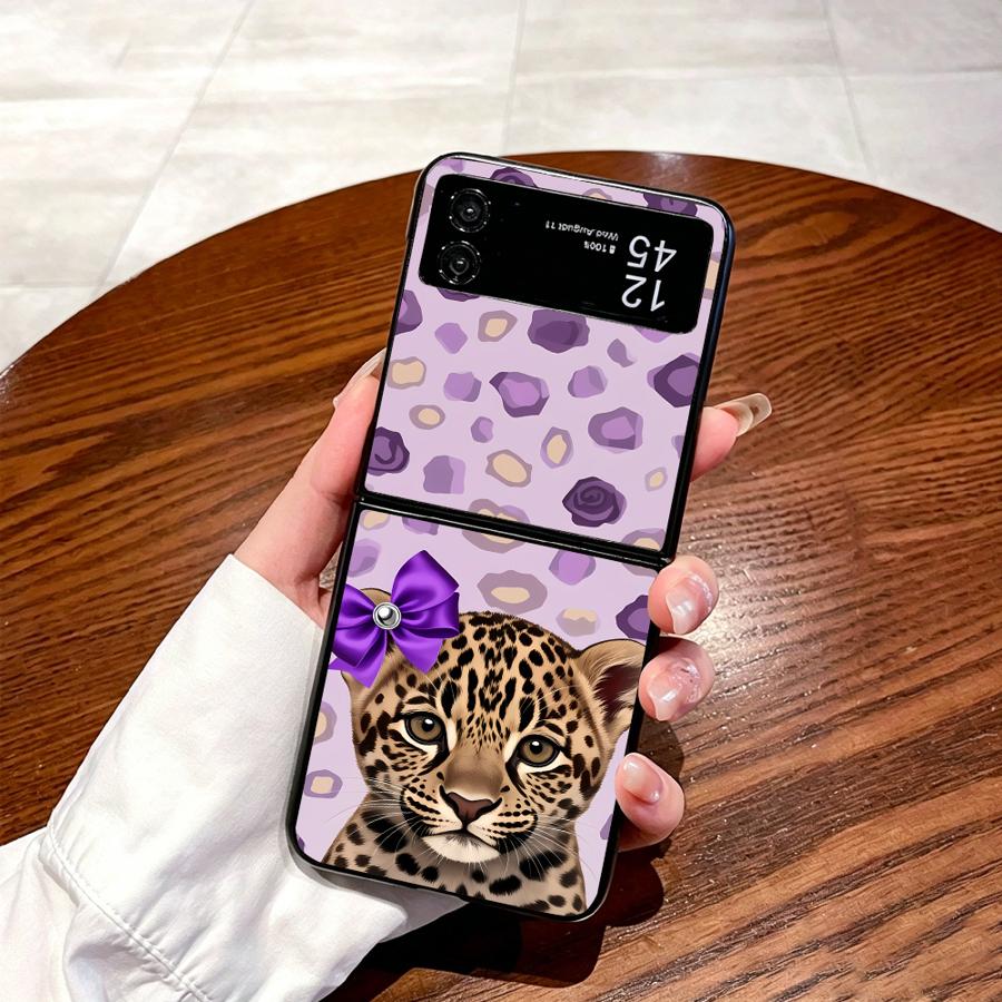 غطاء هاتف مخطط بتصميم نمر لسام - مراجعة Phone Cases Z Flip 5 وسعره