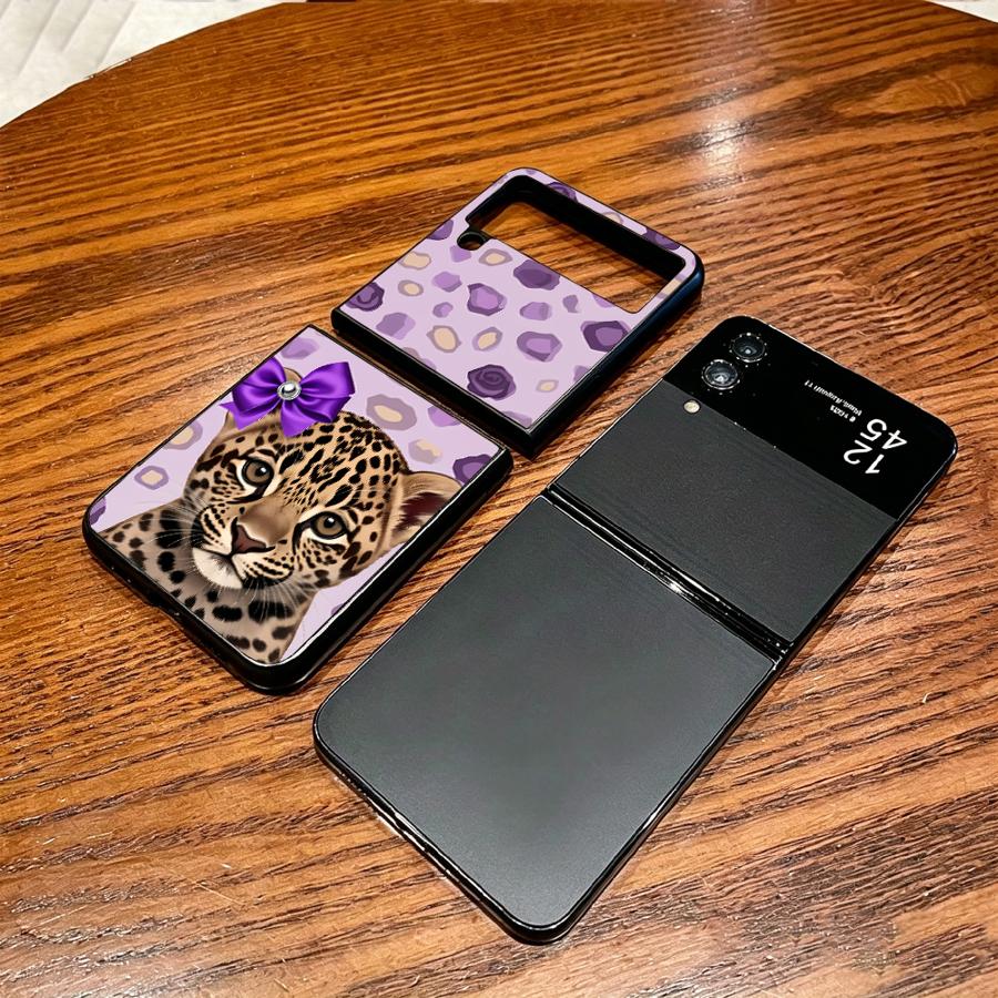 غطاء هاتف مخطط بتصميم نمر لسام - مراجعة Phone Cases Z Flip 5 وسعره