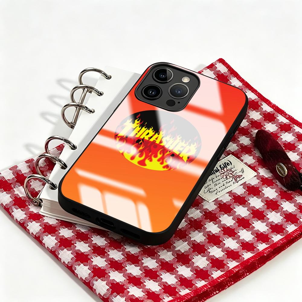 غطاء هاتف ماركة THRASHER لأجهز - مراجعة Phone Cases With Magnet وسعره